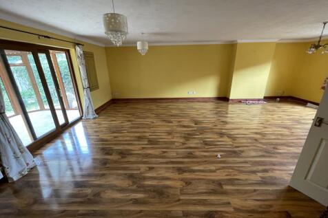 17 T202510310941.jpg