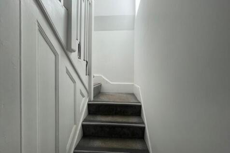 Communal Stairs T202511051241.jpg