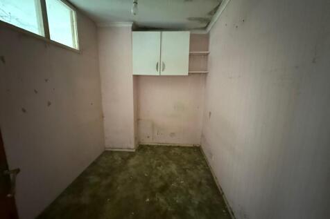 Internal 3 Medium T202511061138.jpg