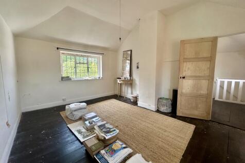 10  Medium  T202508131309.jpg