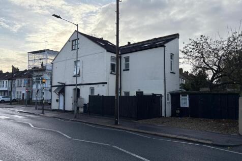 WhatsApp Image 2025-11-11 At 09.31.30 107d2a13 T202511110943.jpg