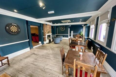 8 Medium T202511071134.jpg