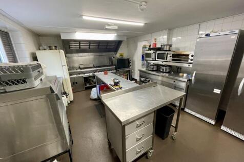 12 Medium T202511071134.jpg