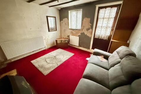 Lounge  2  T202511111711.jpg