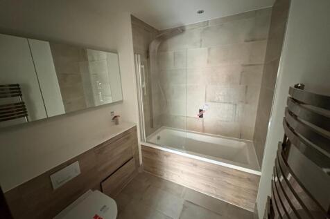 WhatsApp Image 2025-11-06 At 15.15.33 5d7a8916 T202511061615.jpg