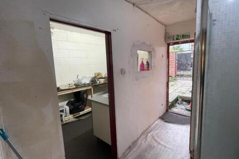 WhatsApp Image 2025-11-12 At 15.22.20 37de9515 T202511121526.jpg