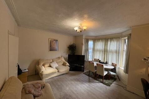 WhatsApp Image 2025-11-18 At 11.07.00 8bcee515 T202511181315.jpg