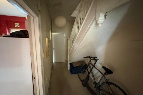 WhatsApp Image 2025-11-18 At 11.07.00 7f79767c T202511181315.jpg