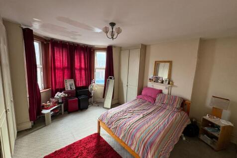 WhatsApp Image 2025-11-18 At 11.07.00 04fa638f T202511181315.jpg