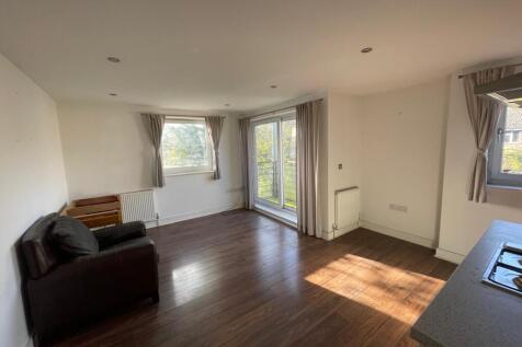 WhatsApp Image 2025-11-17 At 14.02.24 C483ce5c T202511171415.jpg