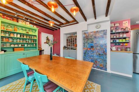 Donthorn Cottage - 15 T202511141028.jpg