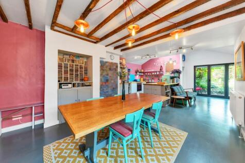 Donthorn Cottage - 16 T202511141028.jpg