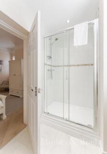 18-4StraceyRdNorwich-19 T202511111245.jpg