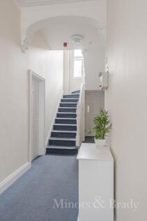 19-4StraceyRdNorwich-20 T202511111245.jpg