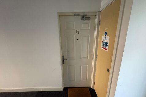 WhatsApp Image 2025-11-21 At 12.09.48 Dce73381 T202511211224.jpg