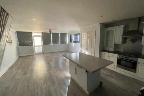 WhatsApp Image 2025-11-28 At 18.09.35 0f60997a-2 T202512021015.jpg