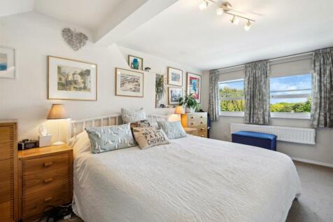 Fishers Lane, W4 - FOR SALE