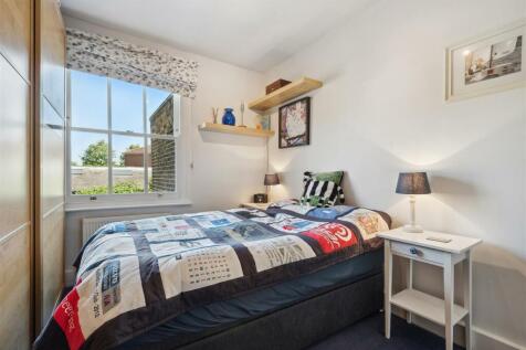 Fishers Lane, W4 - FOR SALE