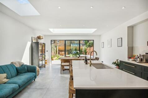 Thornton Avenue, W4 - FOR SALE