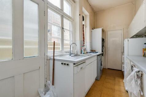 The Avenue, W4 - FOR SALE