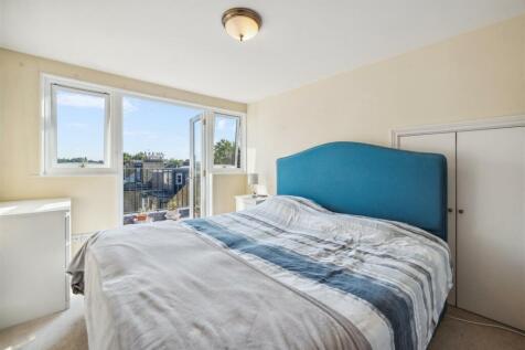 Lindens Gardens, W4 - FOR SALE