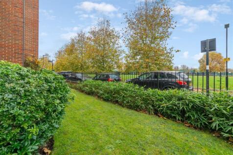 5 - 2024-11-Homecross House, W4 - FOR SALE.jpg