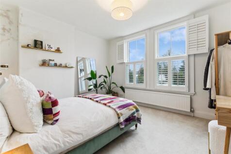 Park Road, W4 - FOR SALE