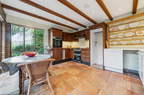 Grove Park Gardens, W4 - FOR SALE