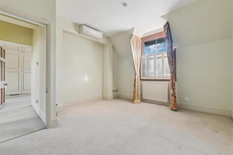 Grove Park Gardens, W4 - FOR SALE