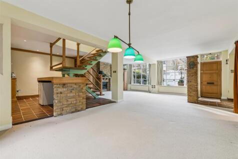 Grove Park Gardens, W4 - FOR SALE