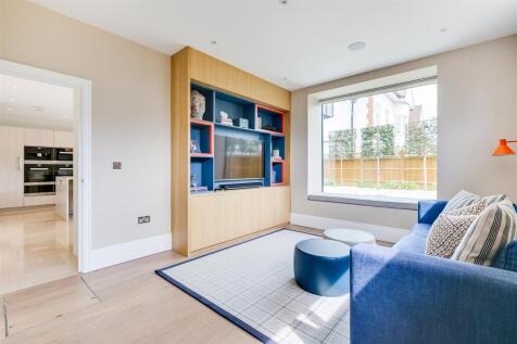 Staveley Road, W4 - FOR SALE