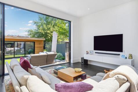 Abinger Road, W4 - FOR SALE