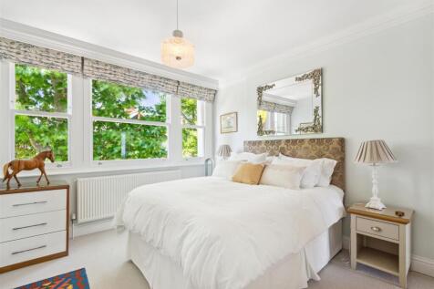 Abinger Road, W4 - FOR SALE