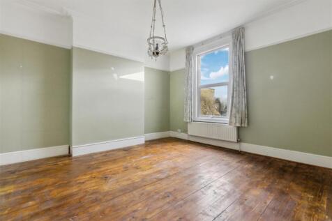 St Mary&#39;s Grove, W4 - FOR SALE