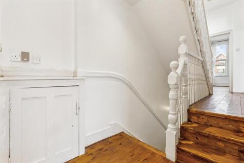 St Mary&#39;s Grove, W4 - FOR SALE