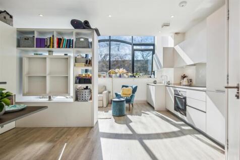 Chiswick High Road, W4 - FOR SALE