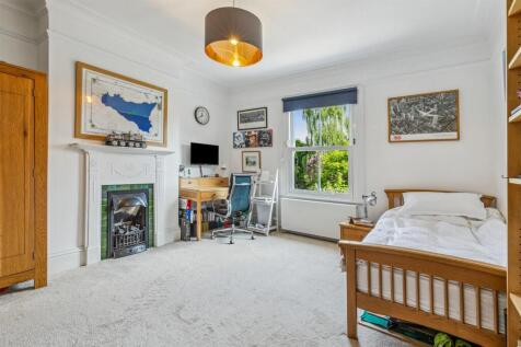 Prebend Gardens, W6 - for sale