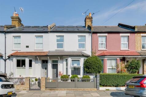 27 Binns Road-18.jpg