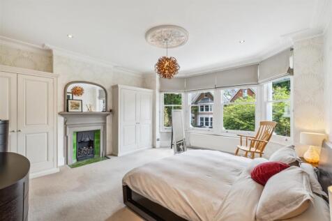 Park Road, W4 - FOR SALE