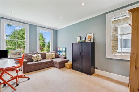 Park Road, W4 - FOR SALE