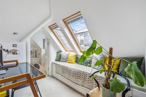 Park Road, W4 - FOR SALE