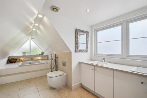 Park Road, W4 - FOR SALE