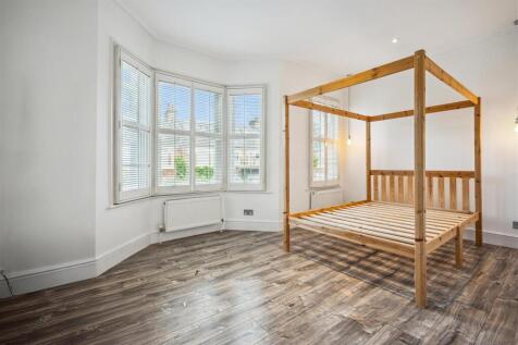 St Albans Avenue, W4 - FOR SALE