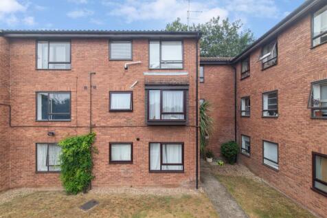 Oliver Close, W4 - FOR SALE