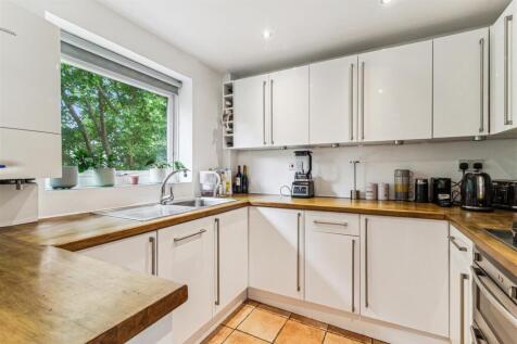 Oliver Close, W4 - FOR SALE