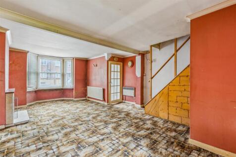 Fraser Street, W4 - FOR SALE