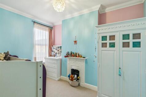 Weston Road W4 For Sale