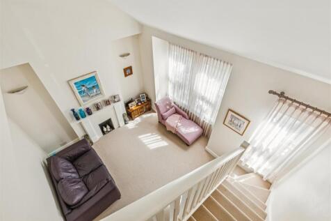 Weston Road W4 For Sale