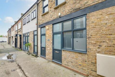 9 Devonshire Mews, TFF-2.jpg