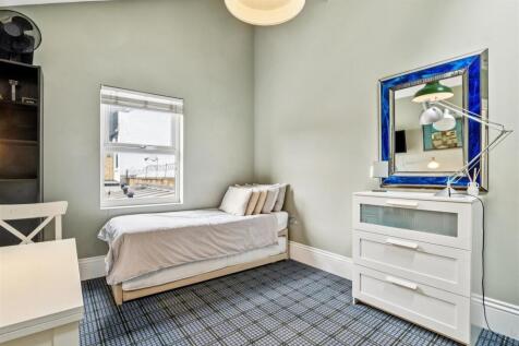 Chiswick Lane, W4 - FOR SALE